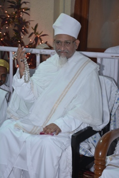 Mulaaqaat-e-Mufeedah of the Heads of Both Bohra Communities